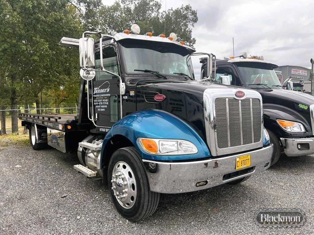 2015 Peterbilt PB337 Equipment Image0