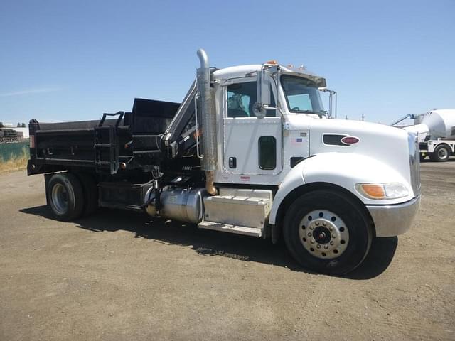 Image of Peterbilt PB337 equipment image 1