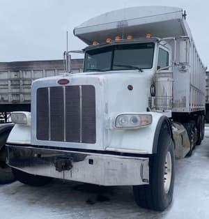 2015 Peterbilt PB367 Image