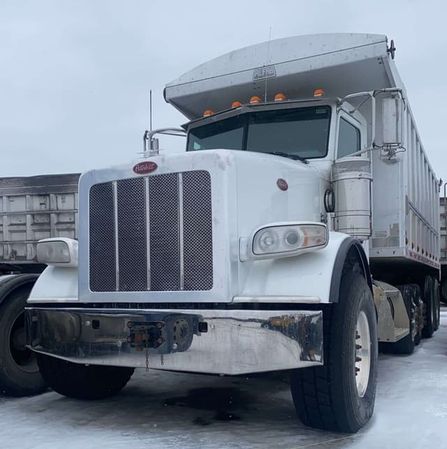 Image of Peterbilt PB367 equipment image 1