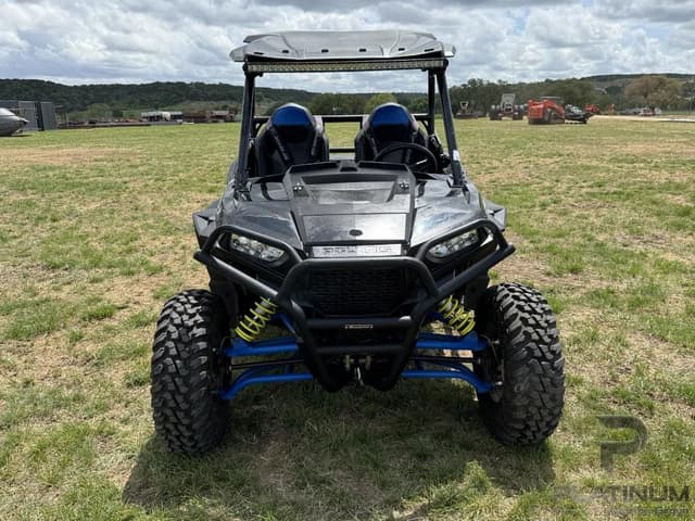 Image of Polaris RZR 900 equipment image 1