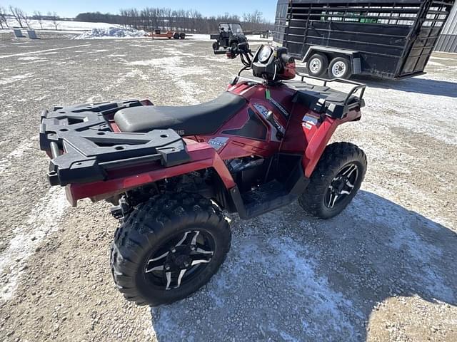 Image of Polaris Sportsman 570 equipment image 1