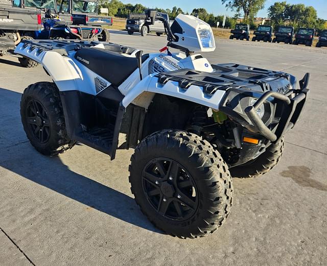 Image of Polaris Sportsman 500 equipment image 1