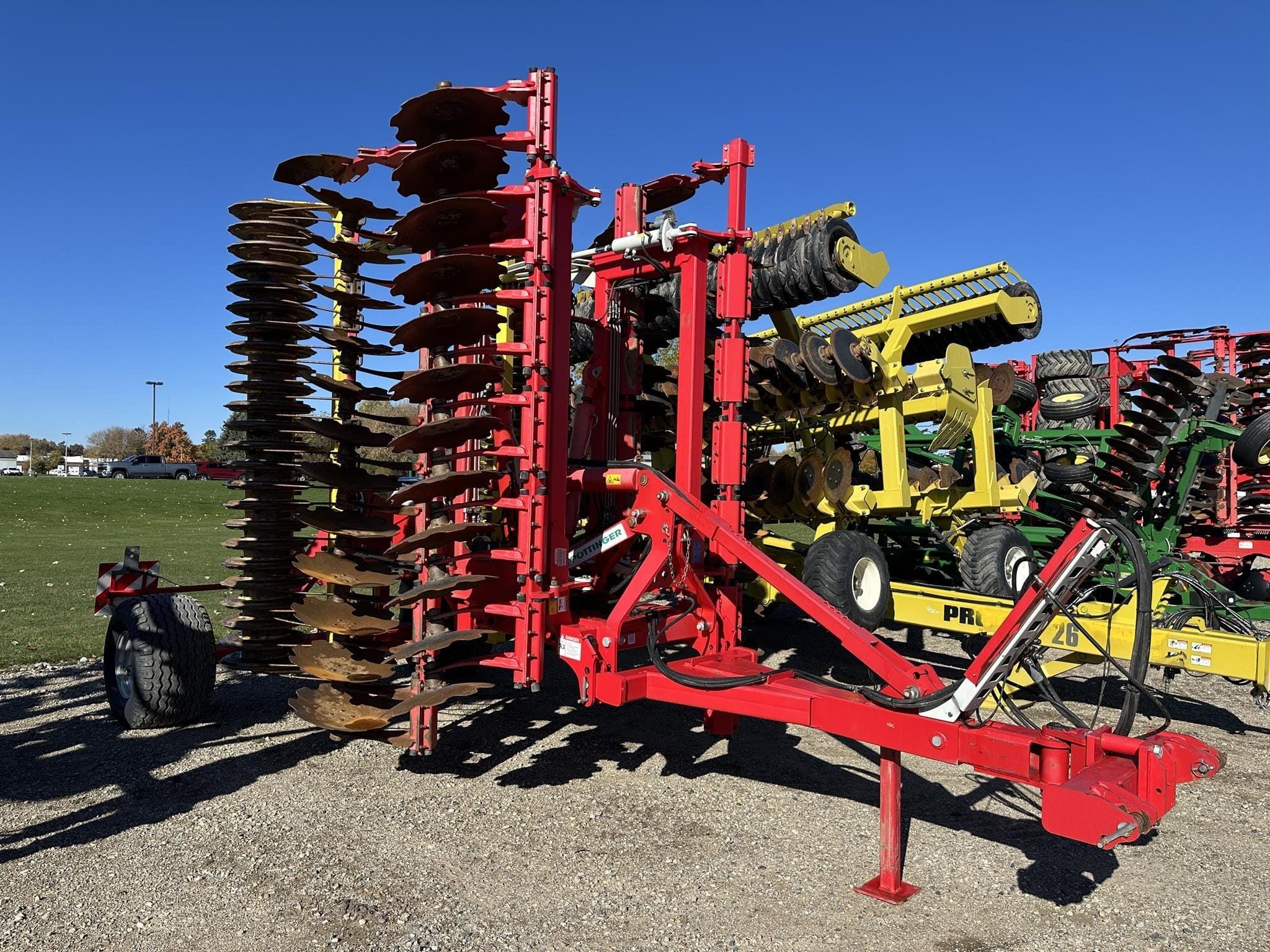 2015 Pottinger Terradisc 6001T Equipment Image0