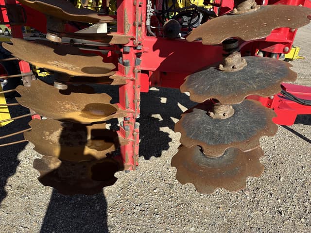 Image of Pottinger Terradisc 6001T equipment image 1