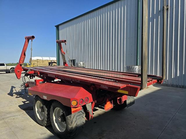 Image of Pro Ag Bale Runner 16K Plus equipment image 3