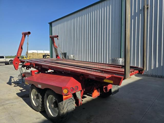 Image of Pro Ag Bale Runner 16K Plus equipment image 3