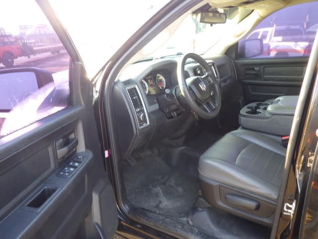 Image of Dodge Ram 1500 equipment image 4