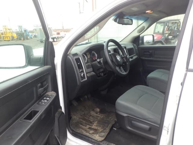 Image of Dodge Ram 1500 equipment image 4