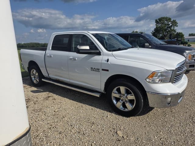 Image of Dodge Ram 1500 equipment image 3
