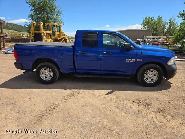 Image of Dodge Ram 1500 equipment image 3