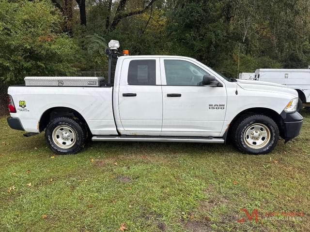 Image of Dodge Ram 1500 equipment image 1
