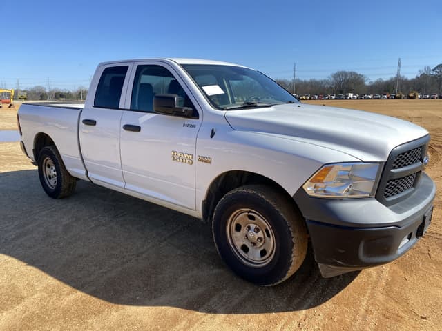 Image of Dodge Ram 1500 equipment image 3