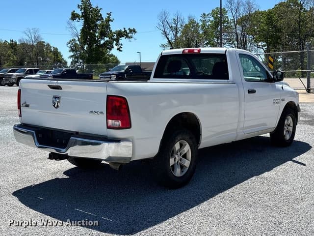 Image of Dodge Ram 1500 equipment image 4