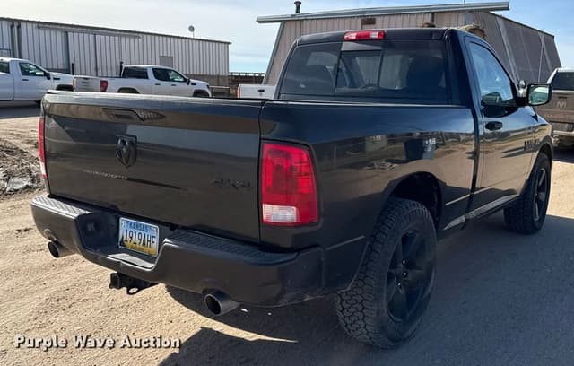 Image of Dodge Ram 1500 equipment image 4