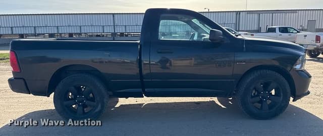 Image of Dodge Ram 1500 equipment image 3