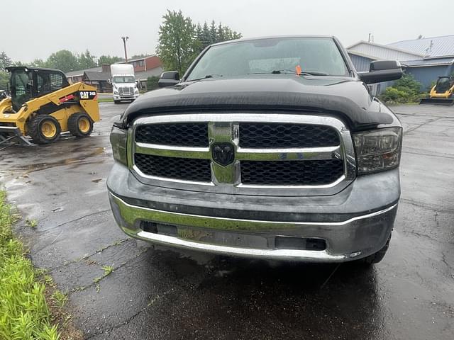 Image of Dodge Ram 1500 equipment image 4