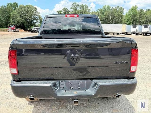 Image of Dodge Ram 1500 equipment image 4