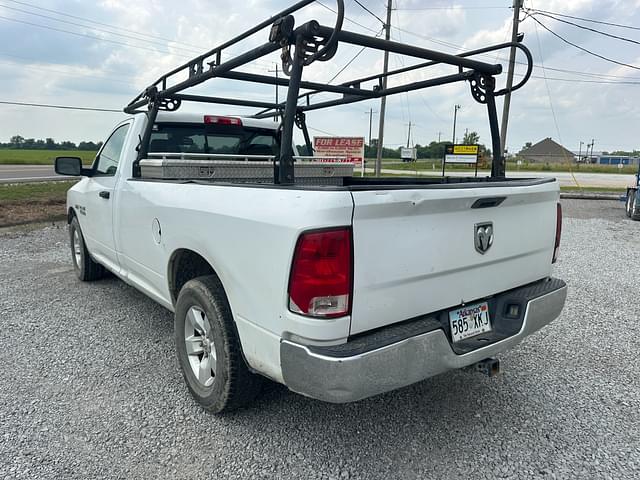 Image of Dodge Ram 1500 equipment image 3