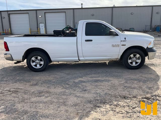 Image of Dodge Ram 1500 equipment image 3