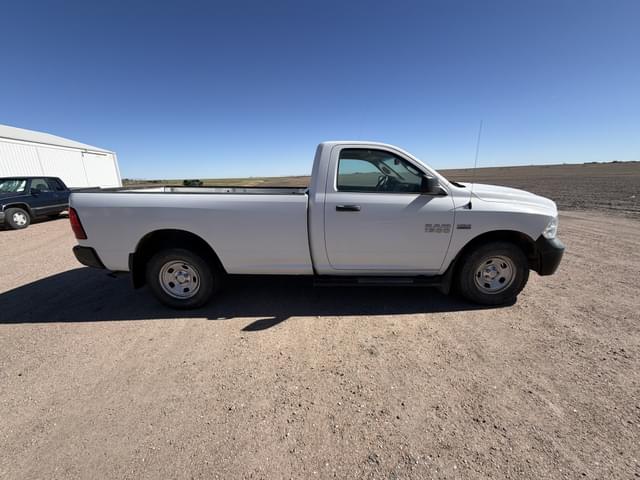 Image of Dodge Ram 1500 equipment image 3