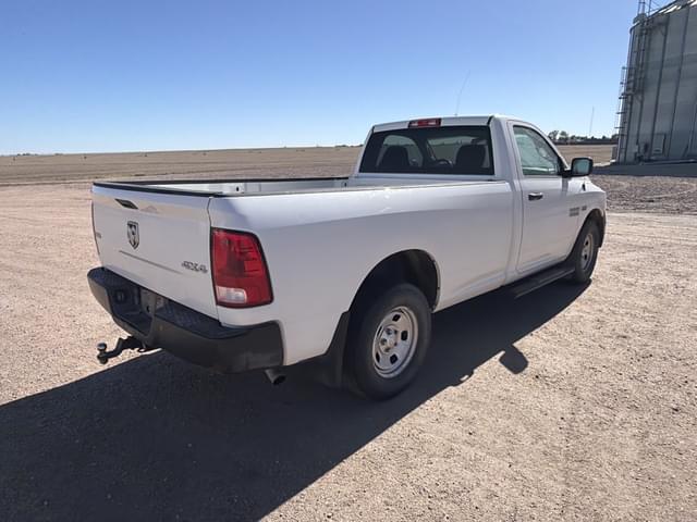 Image of Dodge Ram 1500 equipment image 4