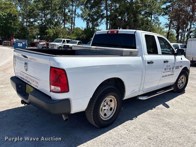 Image of Dodge Ram 1500 equipment image 4