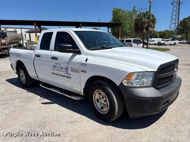 Image of Dodge Ram 1500 equipment image 2