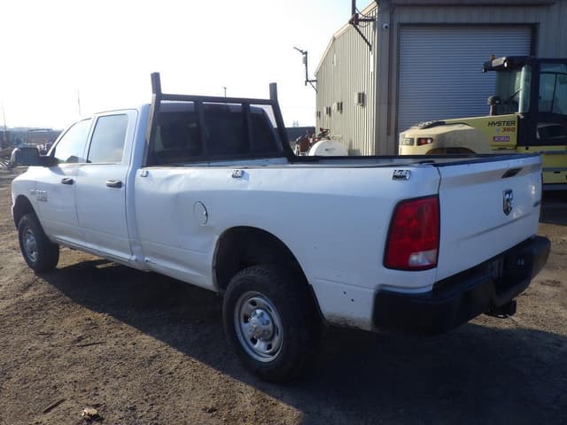 Image of Dodge Ram 2500 equipment image 3