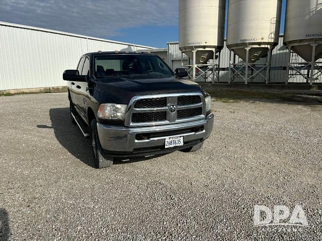 Image of Dodge Ram 2500 equipment image 2