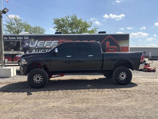 Image of Dodge Ram 2500 equipment image 1