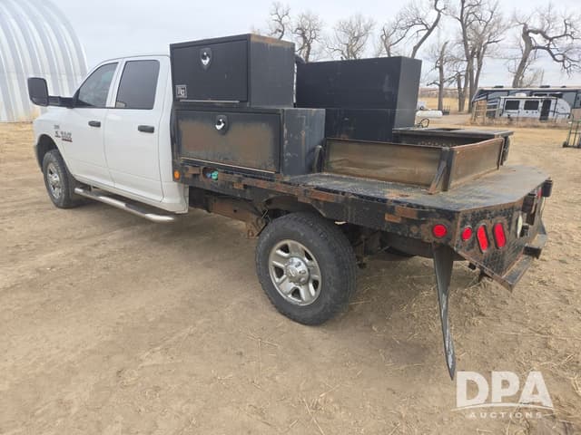 Image of Dodge Ram 2500 equipment image 3