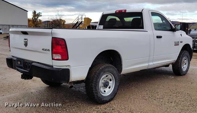 Image of Dodge Ram 2500 equipment image 4