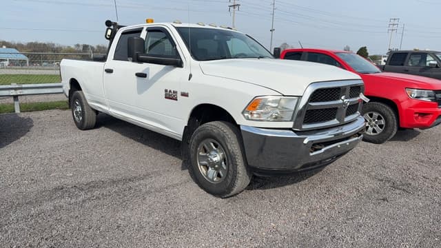 Image of Dodge Ram 2500 equipment image 2