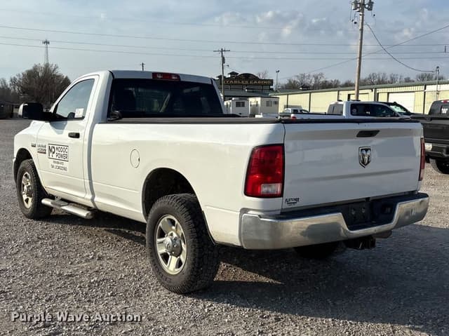 Image of Dodge Ram 2500 equipment image 3