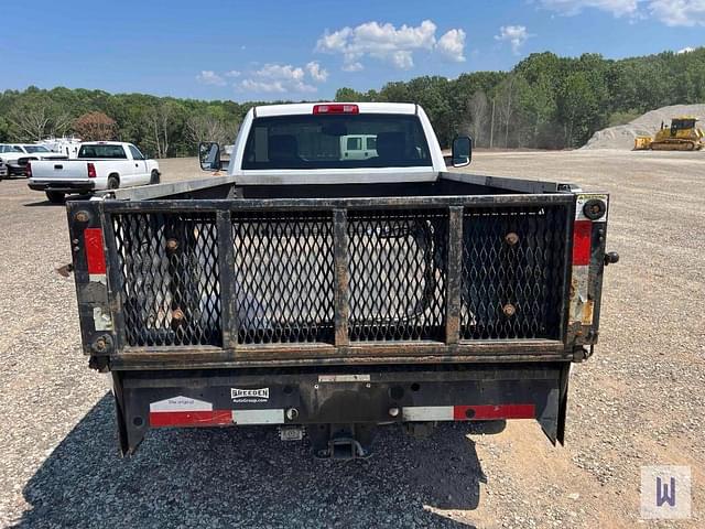 Image of Dodge Ram 2500HD equipment image 4