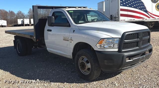 Image of Dodge Ram 3500 equipment image 2