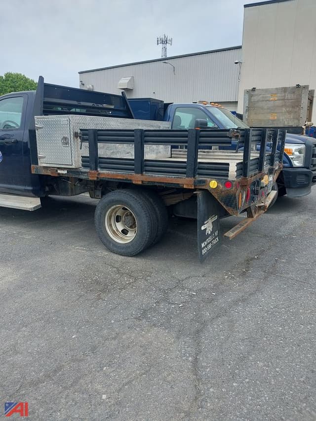 Image of Dodge Ram 3500HD equipment image 3