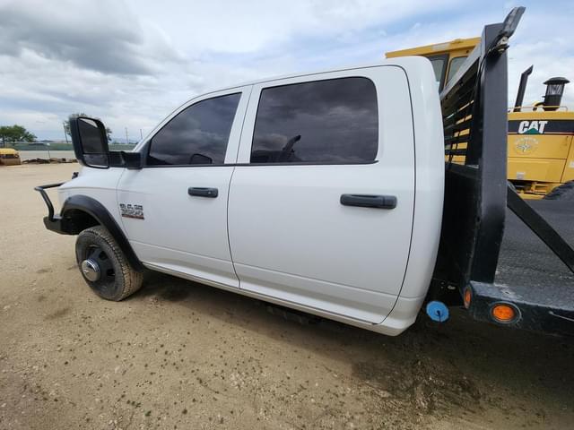Image of Dodge Ram 3500HD equipment image 2