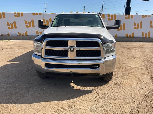 Image of Dodge Ram 3500HD equipment image 1