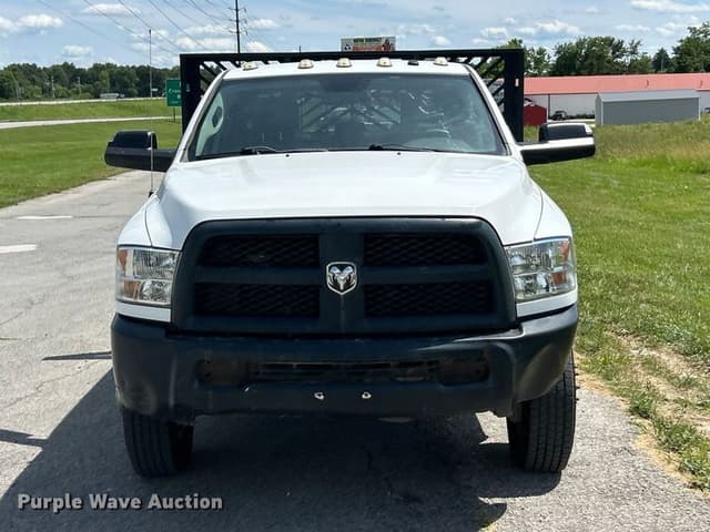 Image of Dodge Ram 3500 equipment image 1