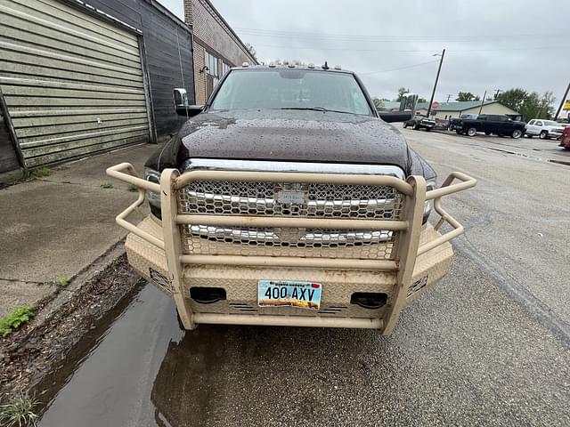 Image of Dodge Ram 3500 equipment image 2