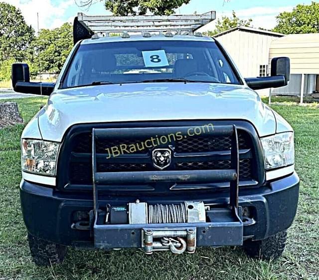 Image of Dodge Ram 3500 equipment image 1