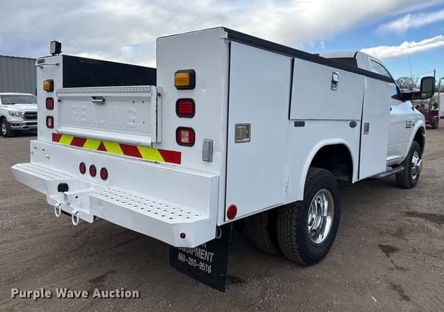 Image of Dodge Ram 3500 equipment image 4