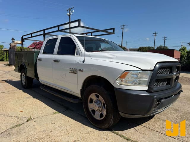 Image of Dodge Ram 3500 equipment image 3