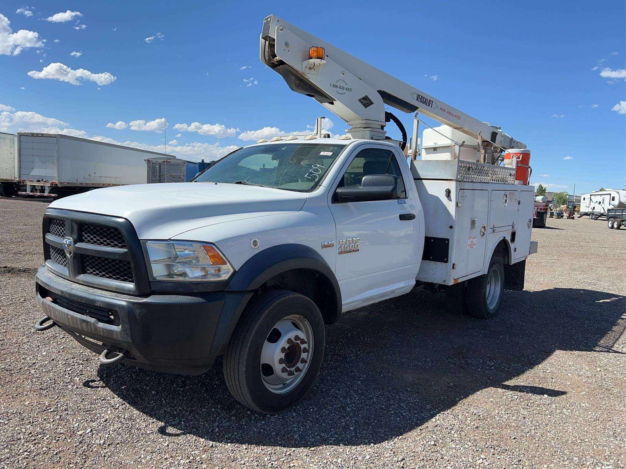 2015 Dodge Ram 4500 Equipment Image0