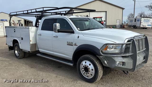 Image of Dodge Ram 4500 equipment image 2