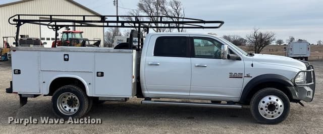 Image of Dodge Ram 4500 equipment image 3