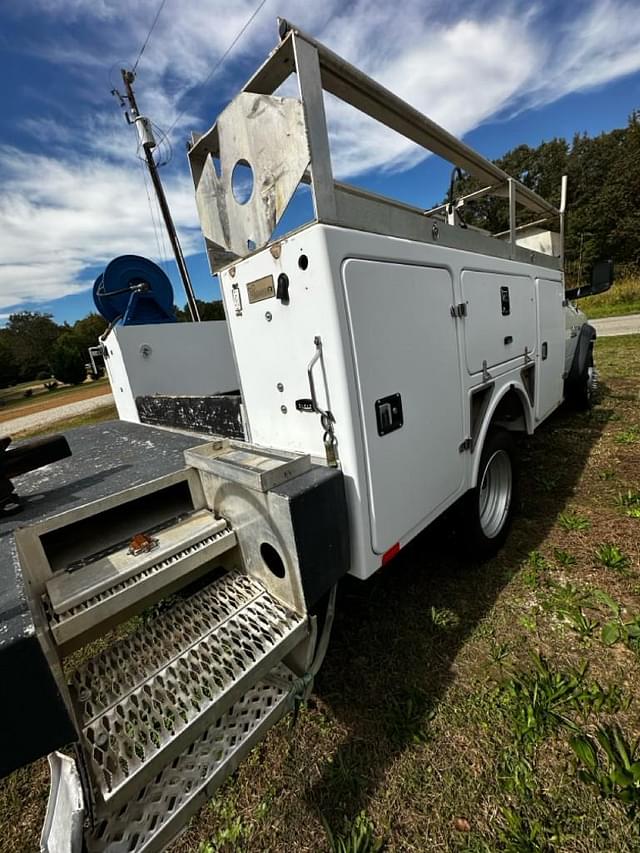 Image of Dodge Ram 4500 equipment image 3