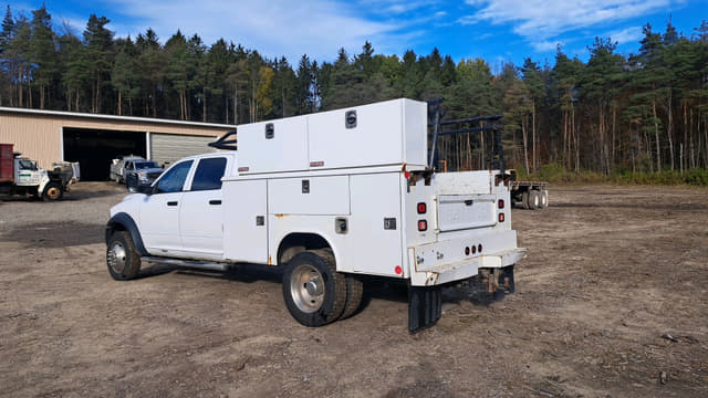 Image of Dodge Ram 4500 equipment image 2